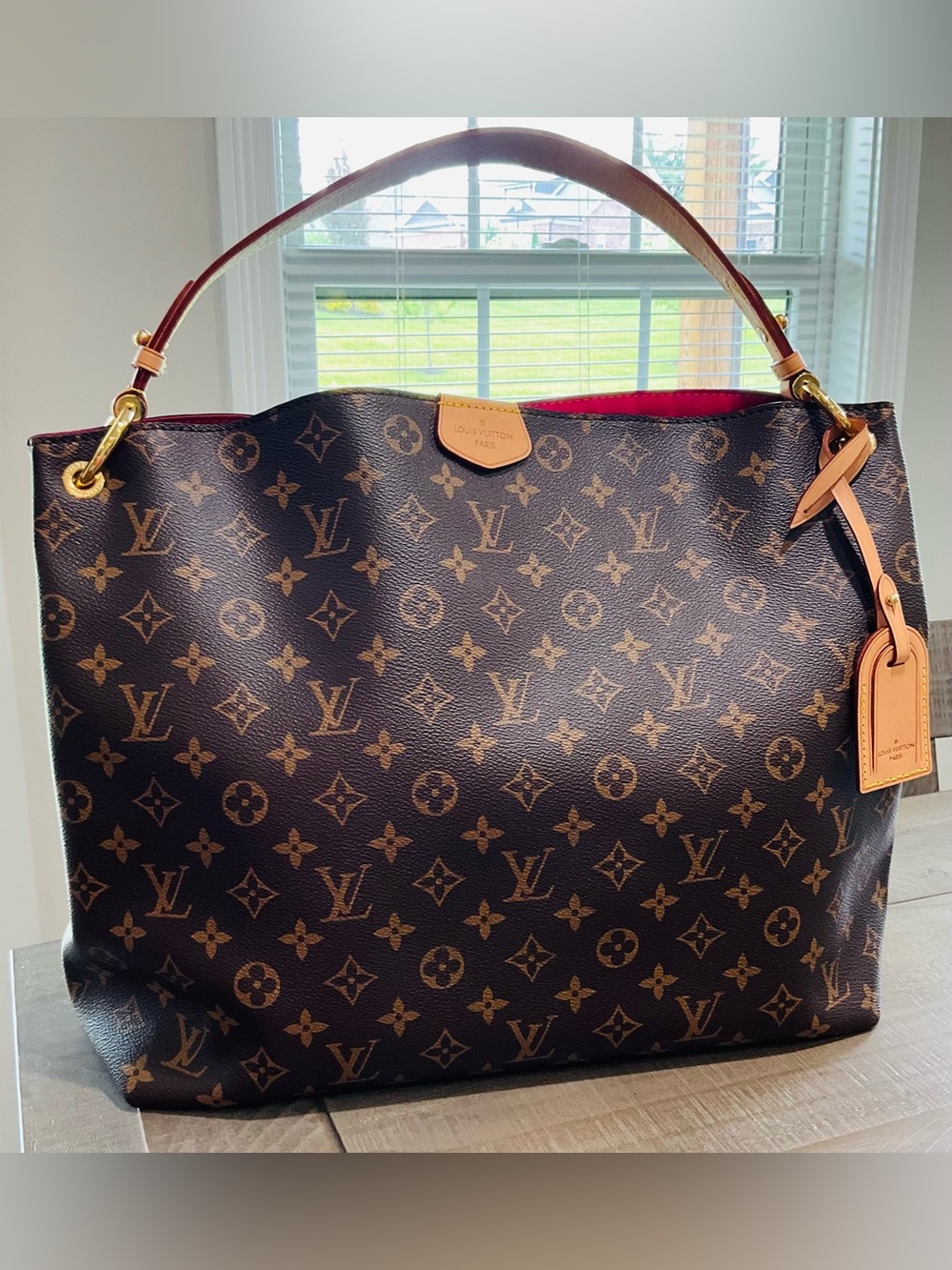 LOUIS VUITTON Monogram Grateful MM
